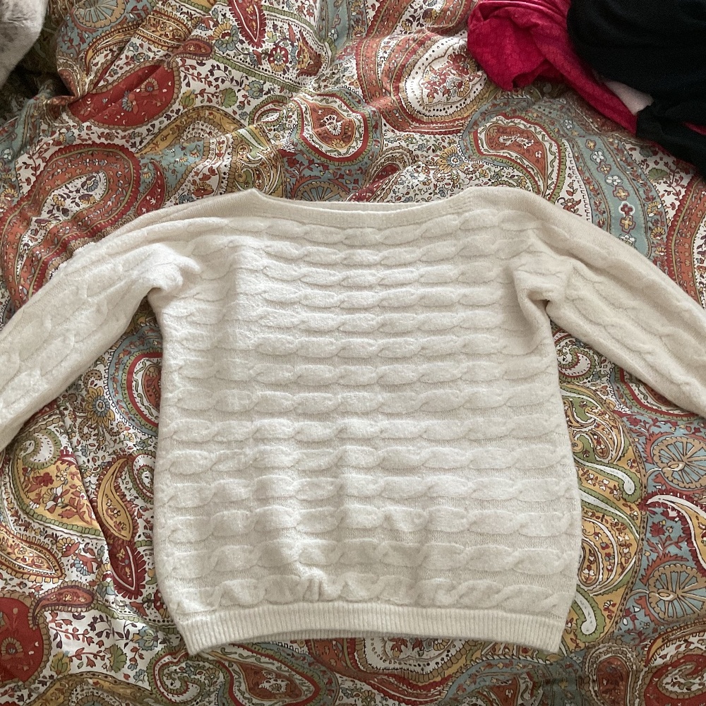 Off white sweater